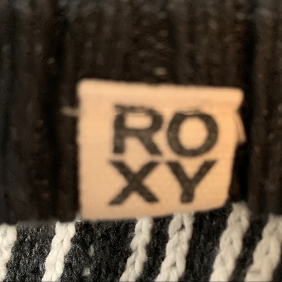 👗👗SALE👗👗 Roxy Fitted Knit Sweater Dress - Picture 6 of 9